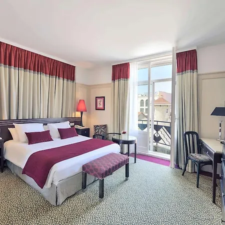 Plaza - Handwritten Collection Hotel