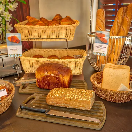 Plaza - Handwritten Collection 4*