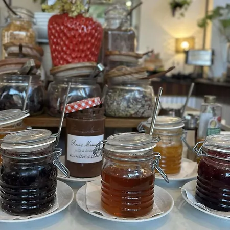 Plaza - Handwritten Collection Hotel Biarritz