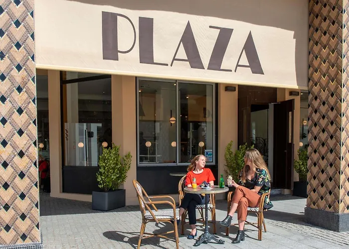 Hotel Plaza - Handwritten Collection 4*