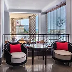 Plaza - Handwritten Collection Hotel