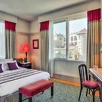 Ξενοδοχείο Plaza - Handwritten Collection 4*