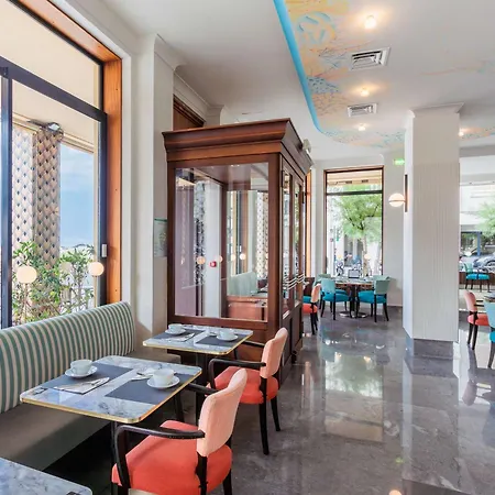 Mercure Plaza Centre Hotel