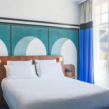 Plaza - Handwritten Collection Hotel 4*