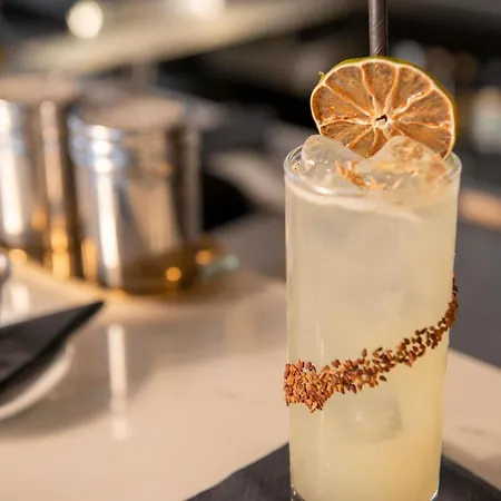 Plaza - Handwritten Collection 호텔