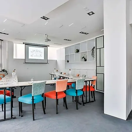 Plaza - Handwritten Collection Hotel 4*