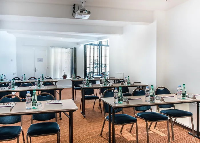 Plaza - Handwritten Collection Otel 4*