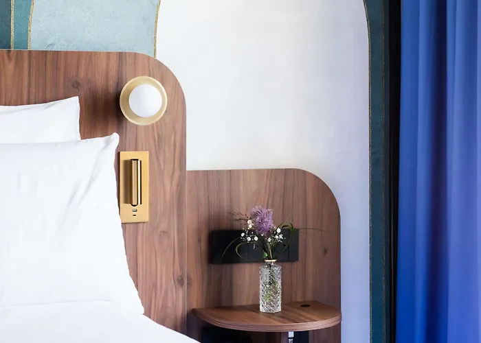 Plaza - Handwritten Collection Hotell 4*