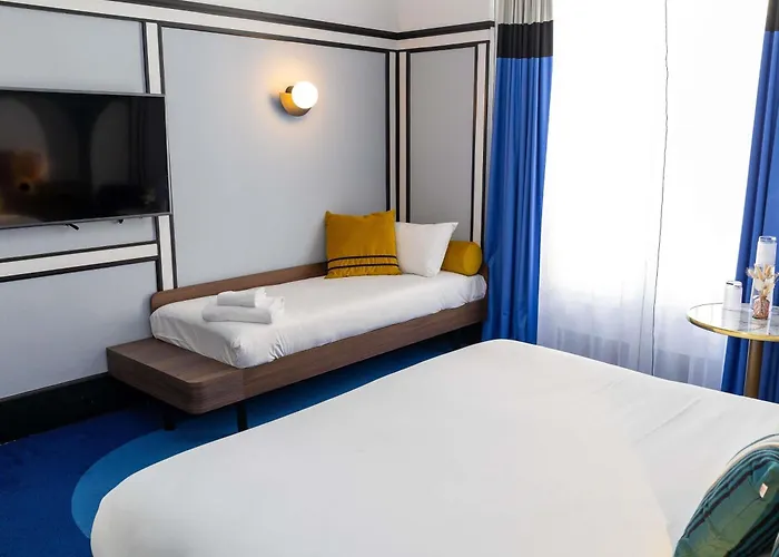 Hotell Plaza - Handwritten Collection 4*